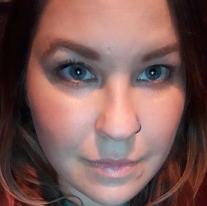 Meet your Posher, Ashton